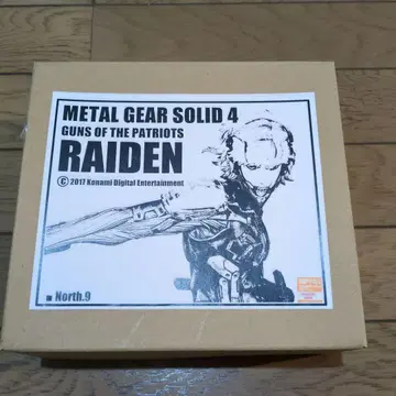 라이덴 메탈기어 레진 키트 guns of the patriots