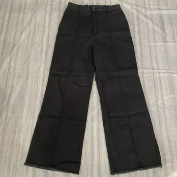 차오패닉 티피 L size 센터 시임 밑단 프린지 스트레치 팬츠