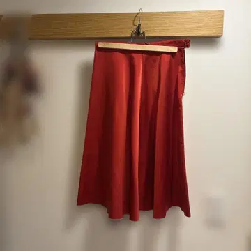 플레어 스커트 빨간색 베이지