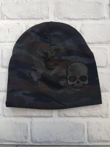 HYDROGEN 카모 패턴 스컬 자수 니트 모자