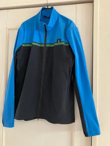 새상품급 J LINDEBERG 윈드브레이커