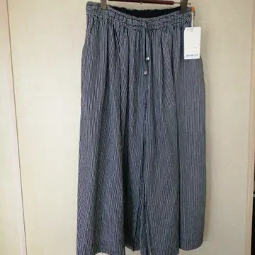 Vm 스트라이프 롱 스커트