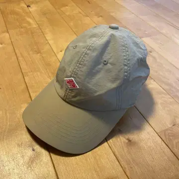 새상품급 베이지 나일론 야구 모자