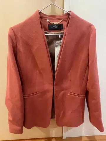 DoCLASSE THE CLASSE 노카라 자켓 7호 다크 코랄