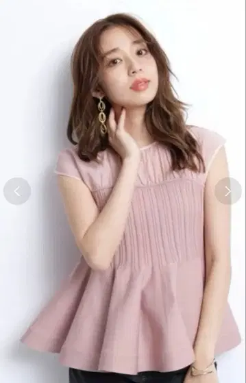 300 [새상품급] JUSGLITTY 프렌치 블라우스 레이어드 니트