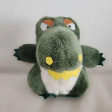 화난 악어 봉제 인형 레트로