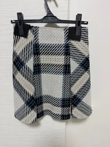 [ 새상품급 ] 스나이델 로빙 체크 미니 스커트