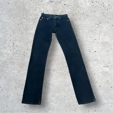 A.P.C. 다크 블루 스트레이트 데님 25