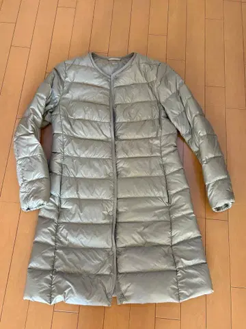 UNIQLO ULTRA LIGHT DOWN M 베이지 다운 코트