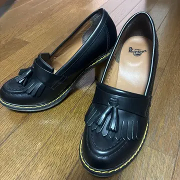 닥터마틴 펌프스 힐 uk4