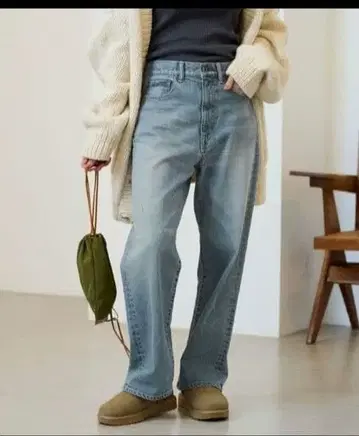 FRAMeWORK 프레임워크 데님 스트레이트 팬츠