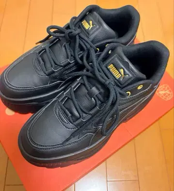 PUMA KARMEN X-TRA 통굽 스니커즈 24.5cm 블랙