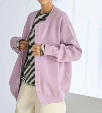 택 포함 새상품 coen 맨투맨 느낌 니트 가디건 라일락 코엔