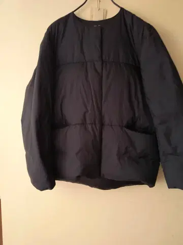 네이비 다운 자켓 크루넥