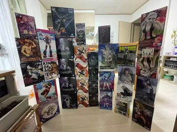 애니메이션 게임 캐릭터 피규어 컬렉션