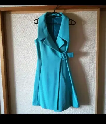 OZONE COMMUNITY 터콰이즈 슬리브리스 원피스