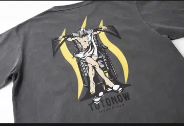 TOWONOW 블랙 그레이 T셔츠 M 사이즈