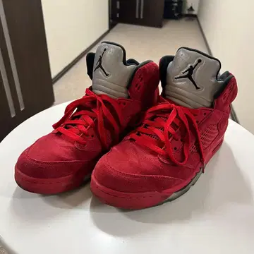 조던 5 스웨이드 레드 28cm