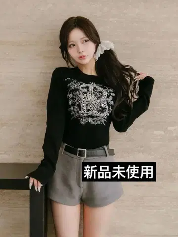 라스트 1점 새상품 다리치 DR 비쥬 플라워 리브 니트탑 BLK