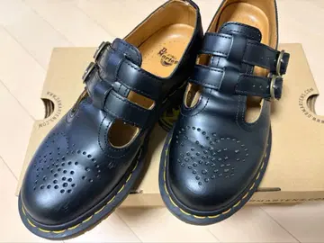 Dr. Martens 멜리 제인 슈즈