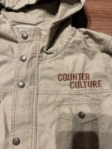 COUNTER CULTURE 후드 부착 밀리터리 자켓 베이지 L