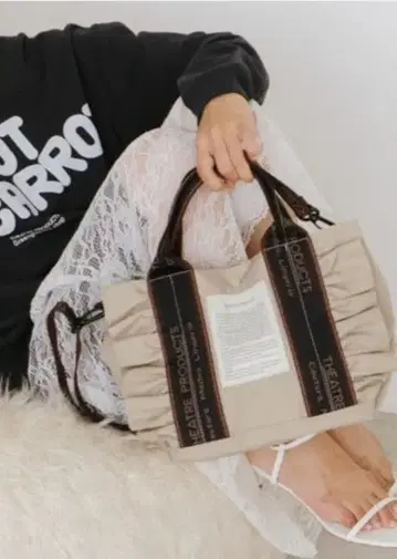 시어터 프로덕츠 나일론 프릴 2way 백 '템즈'm