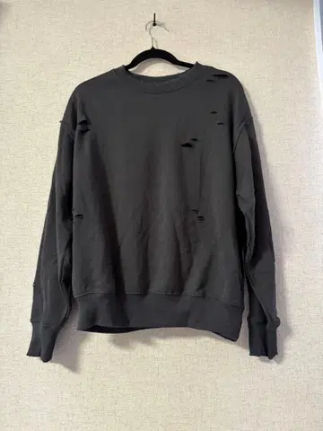 미사용 새상품 JaVa 데미지 가공 블랙 속기모 맨투맨 M