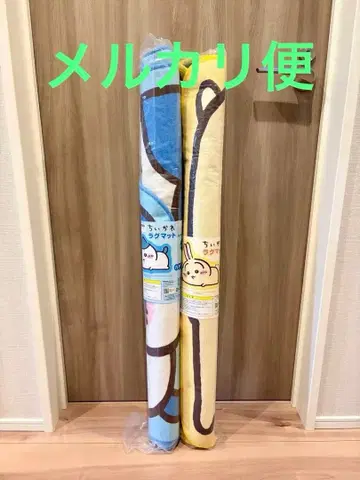 치이카와 러그 매트 ~늘어져있는~ 우사기 하치와레