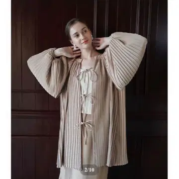 플리츠 볼륨 블라우스 베이지 ( acka.