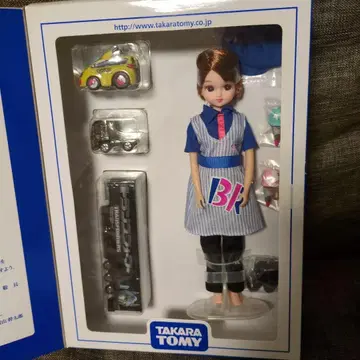 타카라토미 2011년 리카짱, 토미카 한정 세트