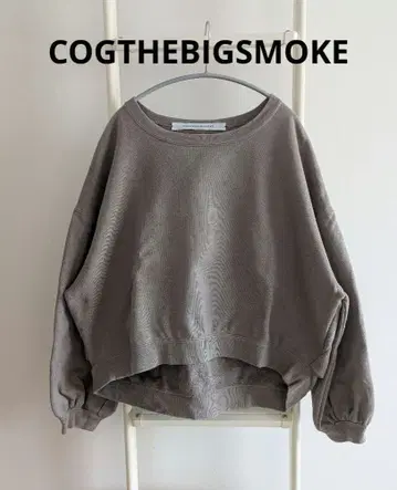 COGTHEBIGSMOKE 퍼프 슬리브 맨투맨 하자 있음