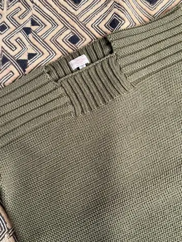 At Last 밀리터리 스웨터