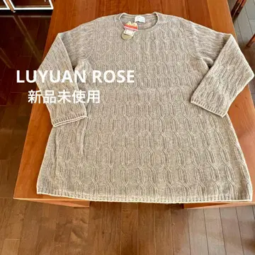 미사용 새상품 루엔 로즈 캐시미어 100% 케이블 니트