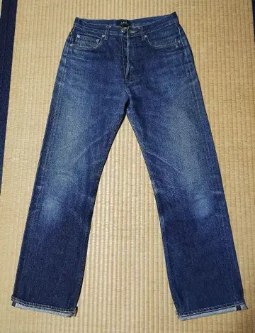 A.P.C 30inc BOOTLEG (G 판매/별도 판매)