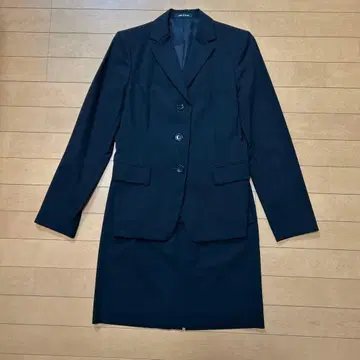 꼼사데모드 여성 수트 상하의 새상품급 7호