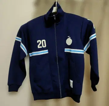 유즈 20주년 기념 오카무라 저지