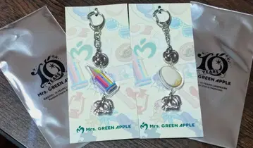 미세스 팝업 랜덤 참 키링 2종 세트