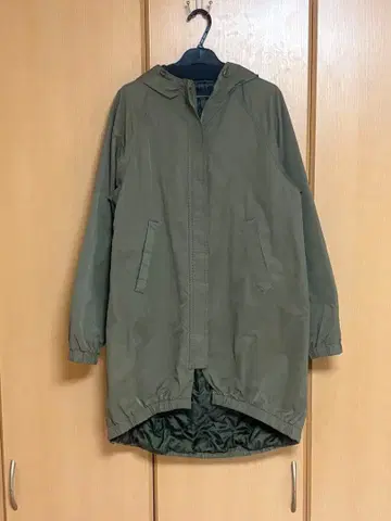 LASUD 라슈드 플라밍고 퍼 후드 부착 충전솜 롱 모즈 코트