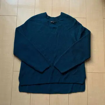 23구 울 100% V넥 니트 38 다크 그린