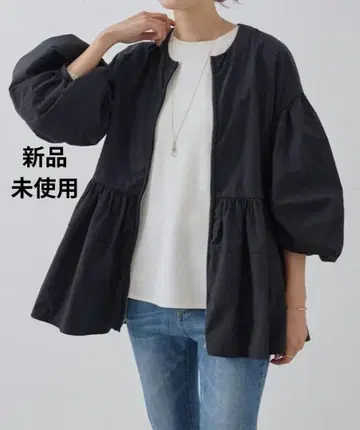 택 포함 미사용 새상품 비어즐리 페플럼 지퍼 셔츠 블루종 블랙