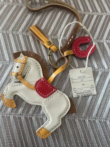 genten 십이지신 참 말 가죽 키링 선물