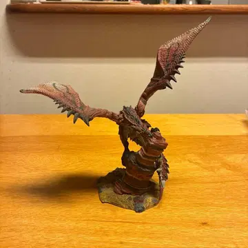 리오레우스 하이 스탠다드 모델 세븐일레븐 한정판