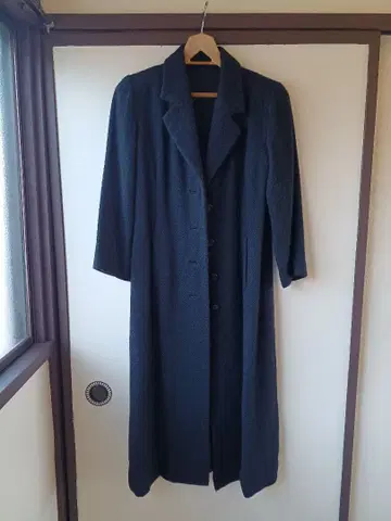 다크 네이비 롱 코트