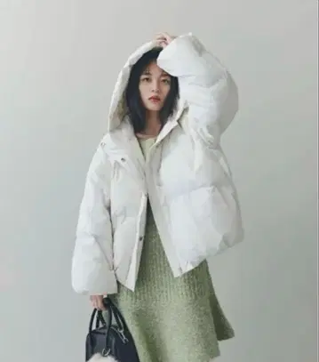 화이트 숏 후드 다운 에크루 NBB