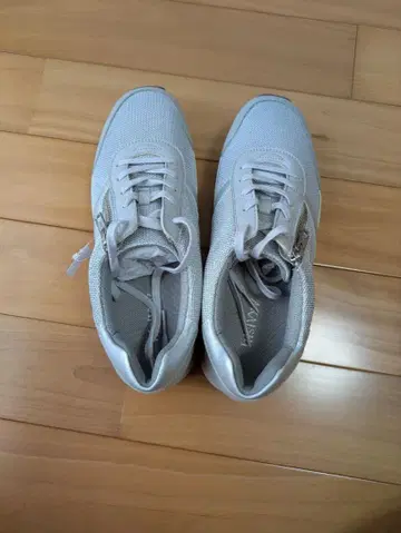 AKAISHI 워킹 스니커즈 라이트 그레이 24.5