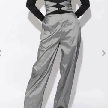 melt the lady 하이웨스트 글로스 팬츠