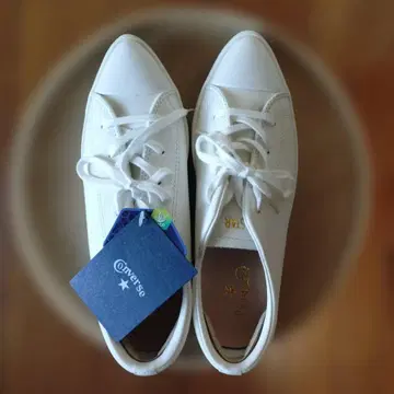 컨버스 화이트 스니커즈