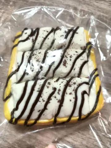 흐릿흐릿 마쉬멜로우 토스트 해외 스퀴즈 kikisquishy