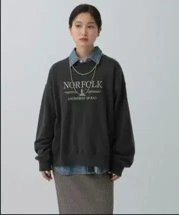 미사용 LEPSIM 컬러 자수 로고 맨투맨