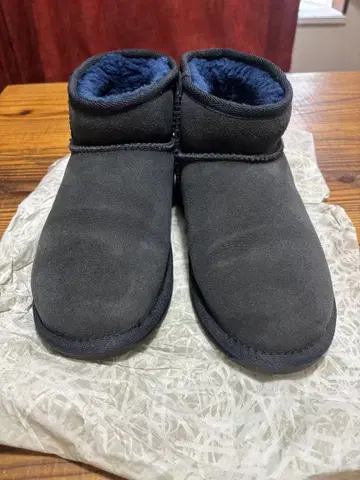 정품 emu 어그 부츠 스팅거 마이크로 네이비